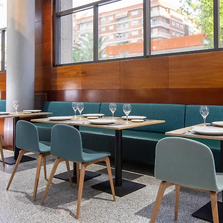 Eurostars Acteon Hotell 4*